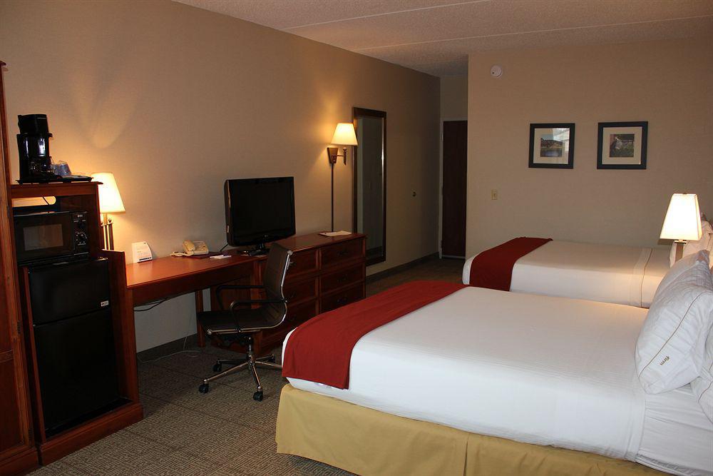 Fairfield By Marriott Inn & Suites Madison South Exteriör bild