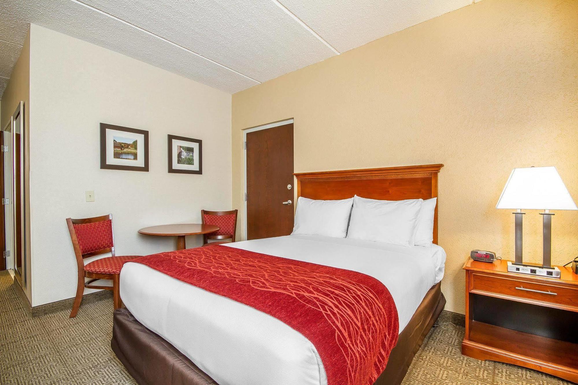 Fairfield By Marriott Inn & Suites Madison South Exteriör bild